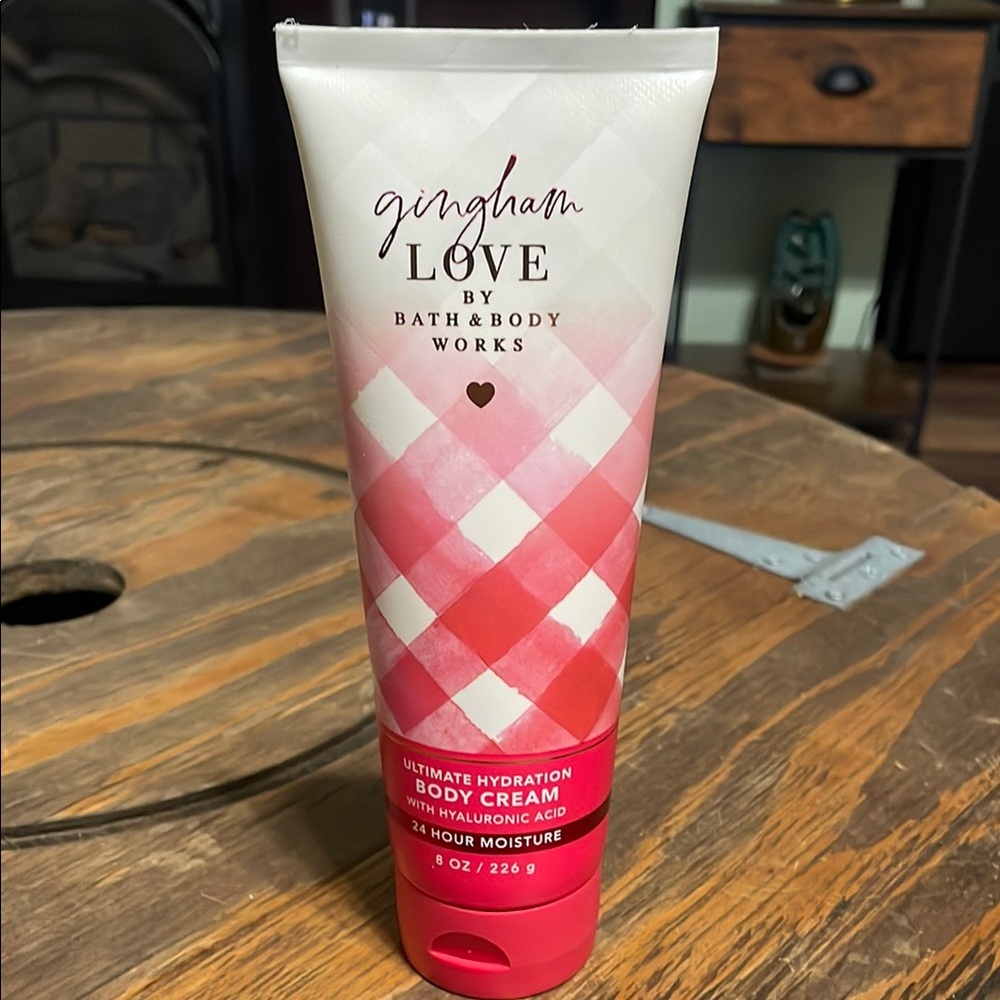 Bath & Body Works Pink Gingham Love Moisturizer